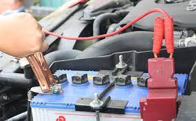Dịch vụ câu bình, kích bình, sạc ắc quy xe ô tô top 1 1 Dịch vụ cứu hộ bình ác quy tai vũng tàu bà rịa