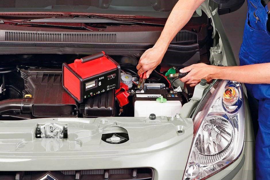 Dịch vụ câu bình, kích bình, sạc ắc quy xe ô tô top 1 4 Cứu hộ bình ác quy vũng tàu bà rịa